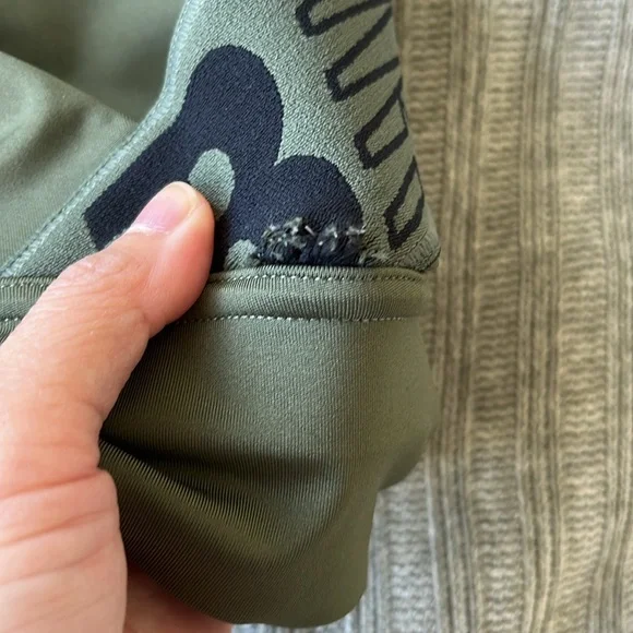 New Balance Sports Bra - Picture 6 of 6